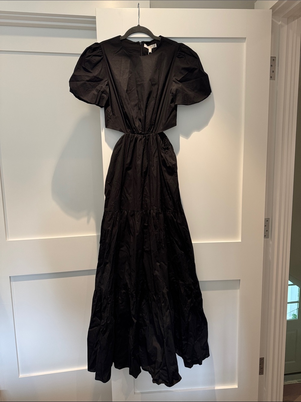 Wayf Black Puff-Sleeve Maxi Dress